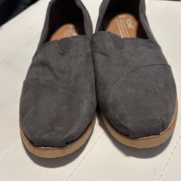 TOMS Women's Charcoal Loafers - Picture 2 of 6